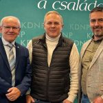 Támadások kereszttüzében a polgármester