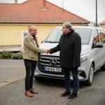 Balla Mihály: új falubusz érkezett Hugyagra a Magyar Falu Programnak köszönhetően